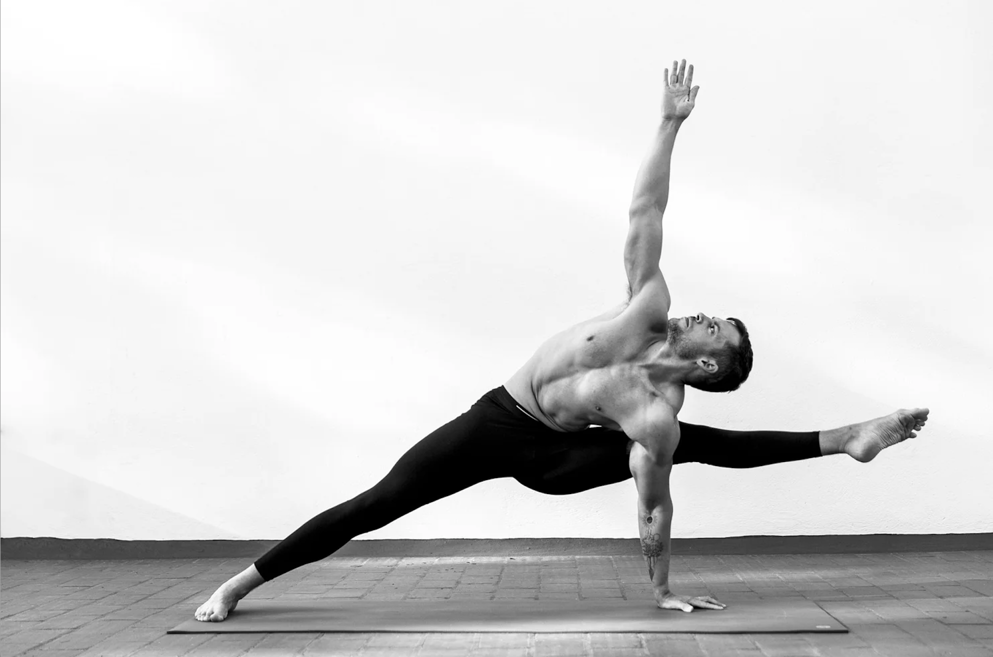 Wade Oakley - Yoga Teacher on Omstars