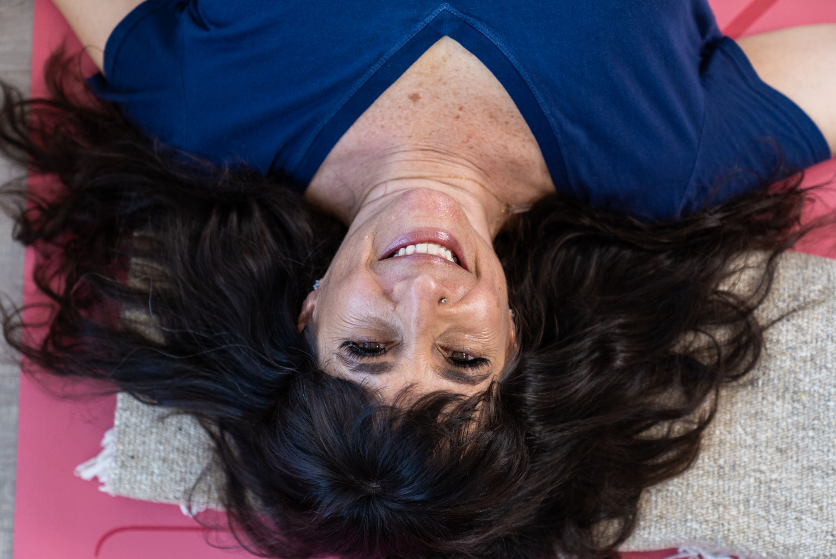 Allaine Stricklen - Yoga Teacher on Omstars