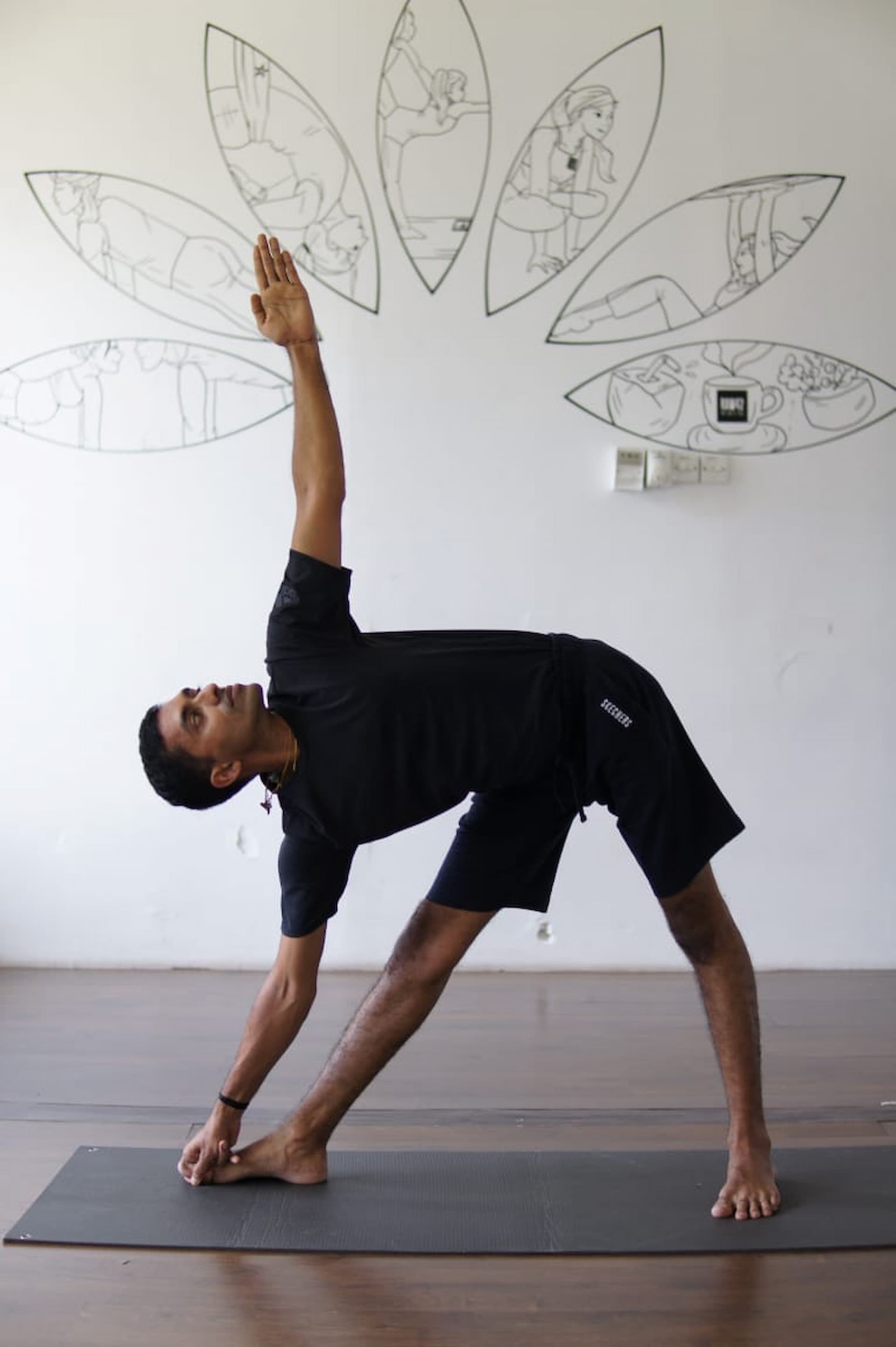 Dr. Pavithra Kumar - Yoga Teacher on Omstars