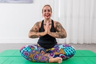 Jessica Sayre - Yoga Teacher on Omstars