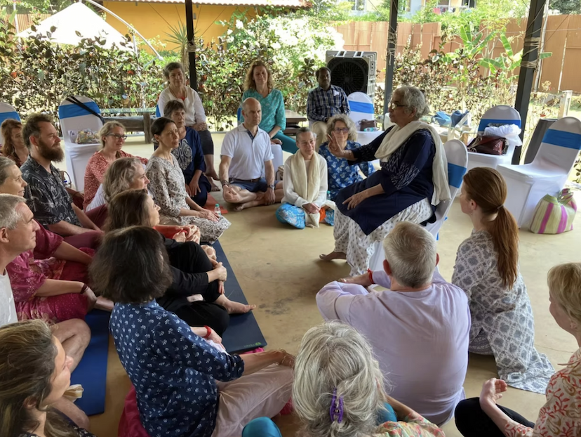 Decorative Image Banner with Live Teachers