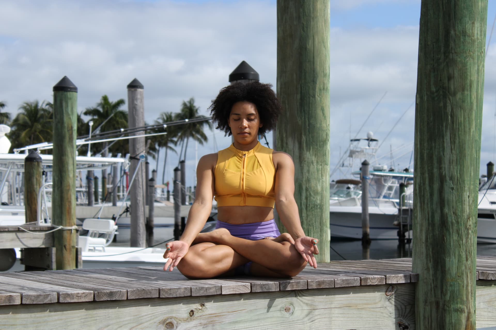 Shannon Sollars - Yoga Teacher on Omstars