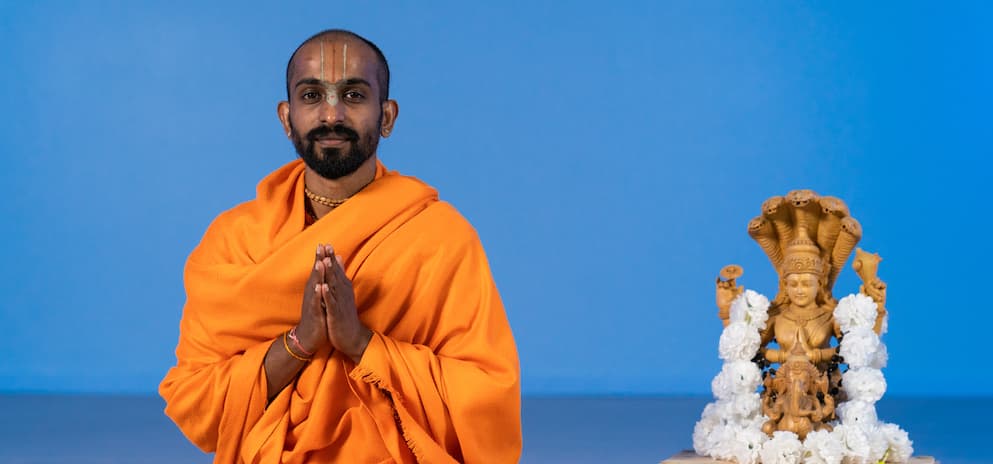 Swami Chidananada - Yoga Teacher on Omstars
