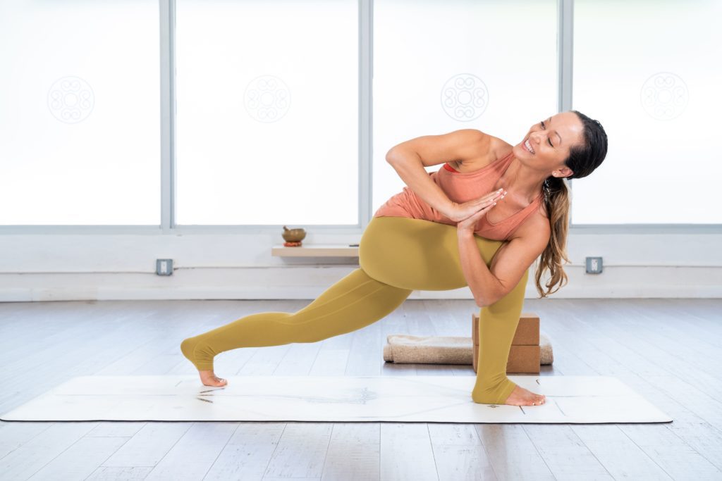 スポーツ・フィットネス Ashtanga Yoga The Practice Advanced A&B Kino-MacGregor-Ashtanga-